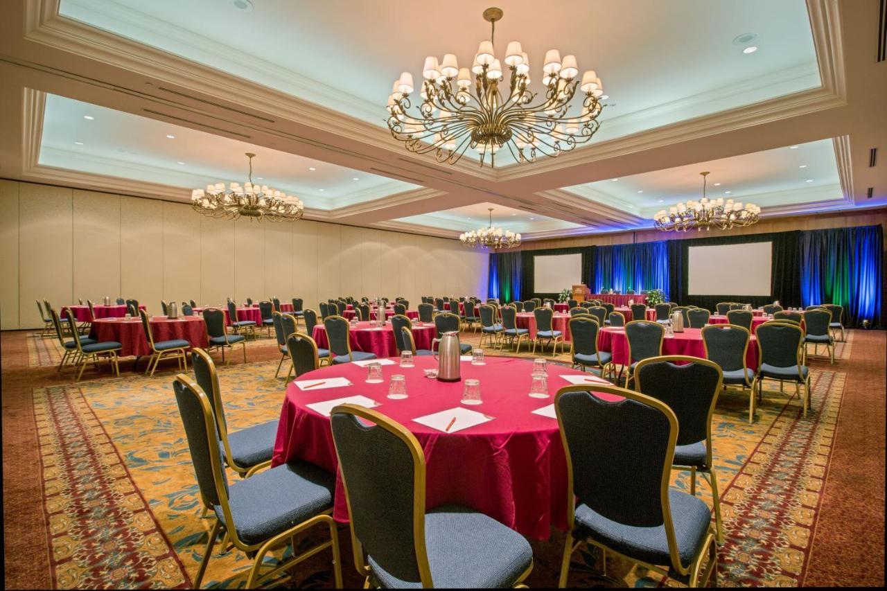 Crowne Plaza Hotel Philadelphia - King Of Prussia By Ihg Exterior photo