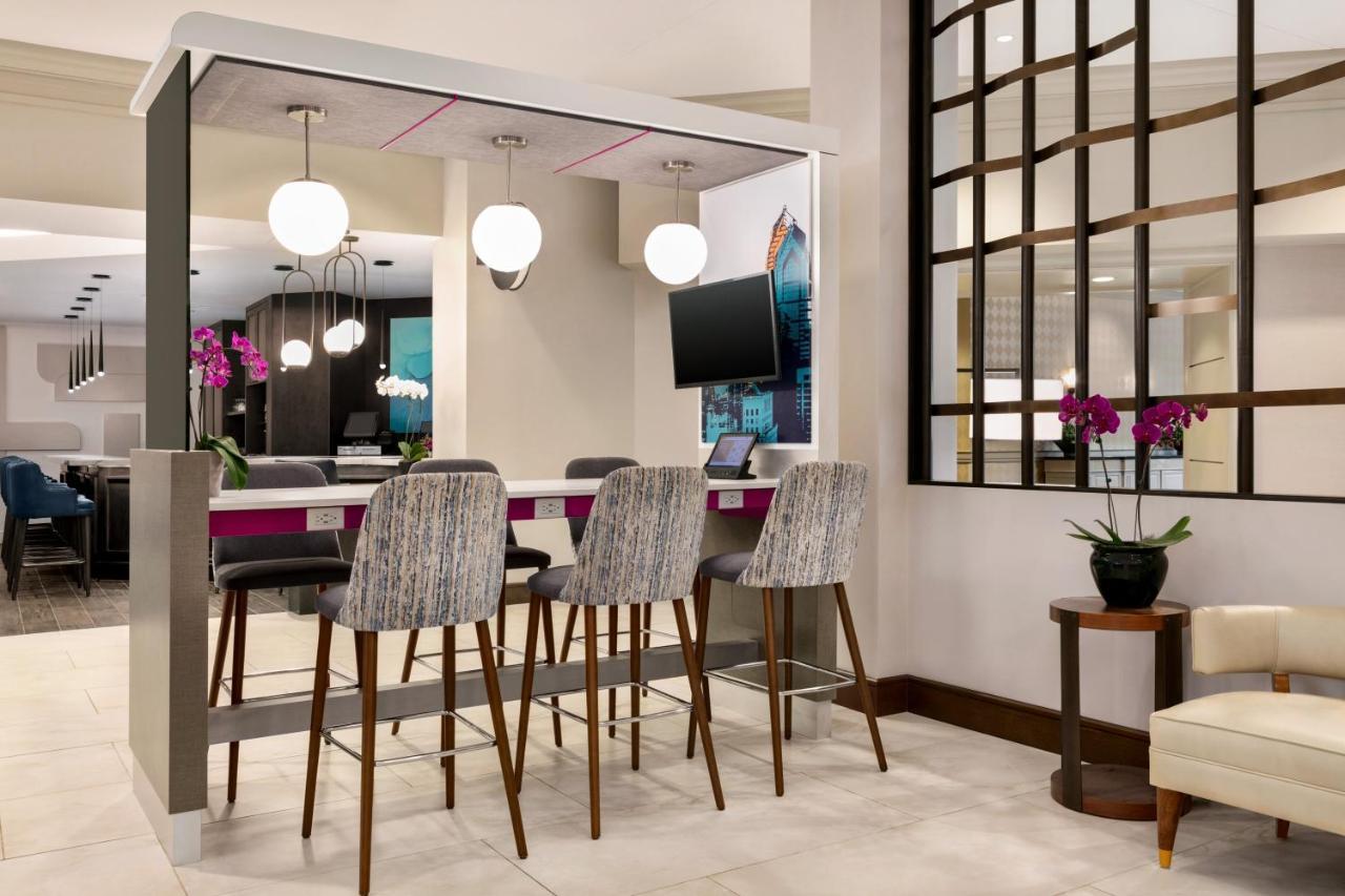 Crowne Plaza Hotel Philadelphia - King Of Prussia By Ihg Exterior photo
