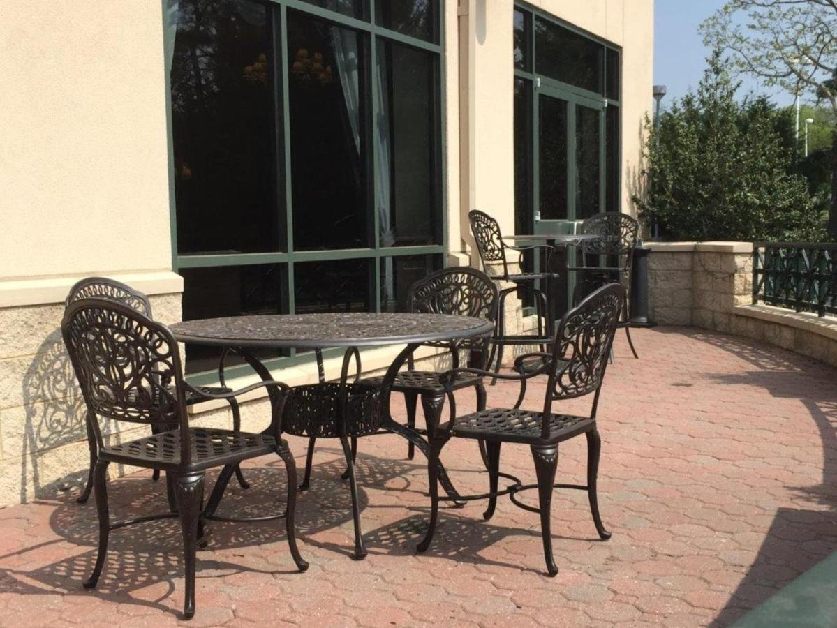 Crowne Plaza Hotel Philadelphia - King Of Prussia By Ihg Exterior photo