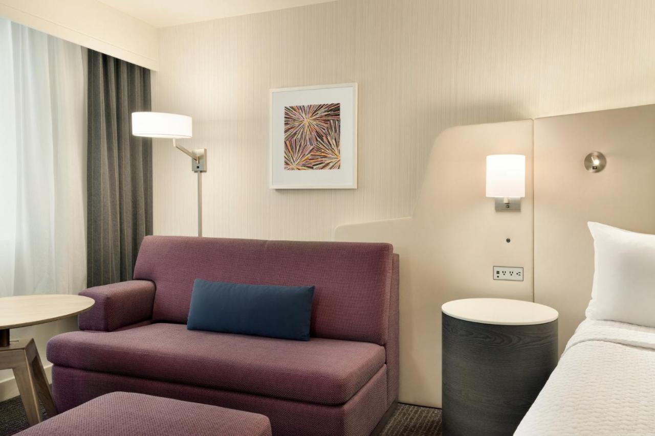 Crowne Plaza Hotel Philadelphia - King Of Prussia By Ihg Exterior photo