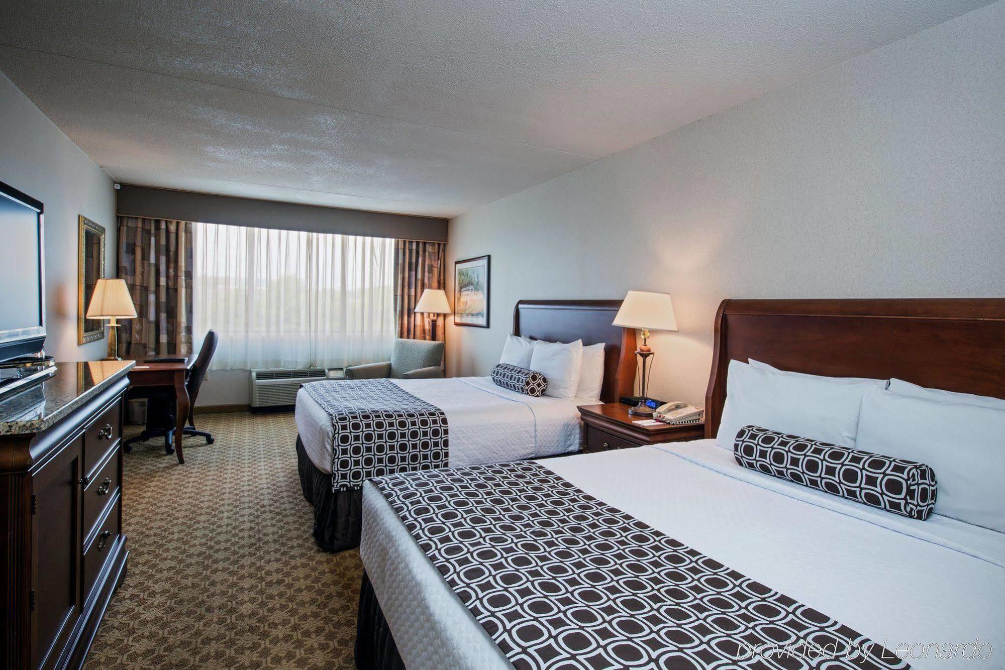 Crowne Plaza Hotel Philadelphia - King Of Prussia By Ihg Exterior photo