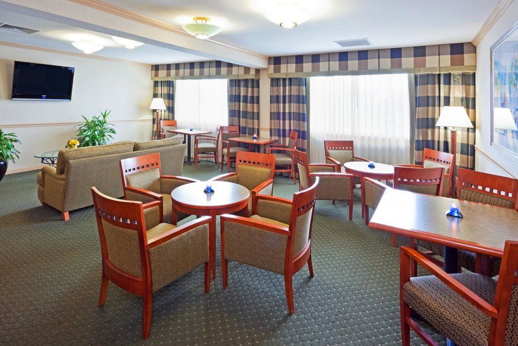 Crowne Plaza Hotel Philadelphia - King Of Prussia By Ihg Exterior photo