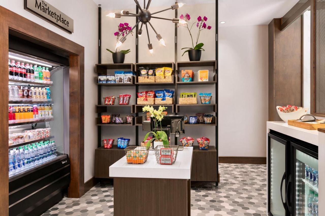 Crowne Plaza Hotel Philadelphia - King Of Prussia By Ihg Exterior photo