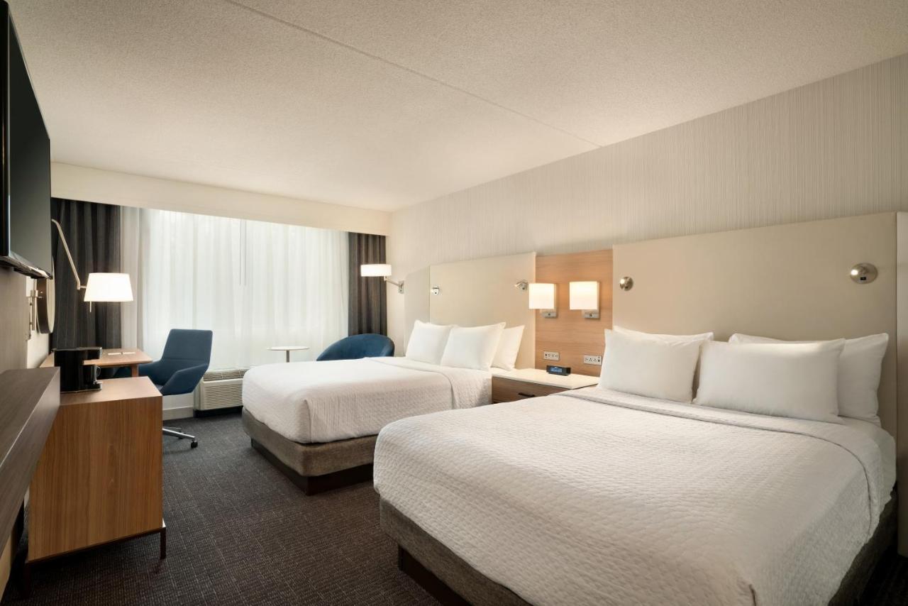 Crowne Plaza Hotel Philadelphia - King Of Prussia By Ihg Exterior photo